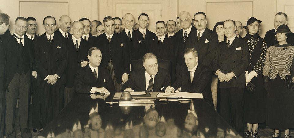 signing of the roerich pact